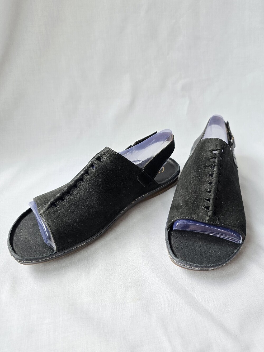 Clarks▪️Sarla Forte Black Leather Open-Toe Slingback Sandals